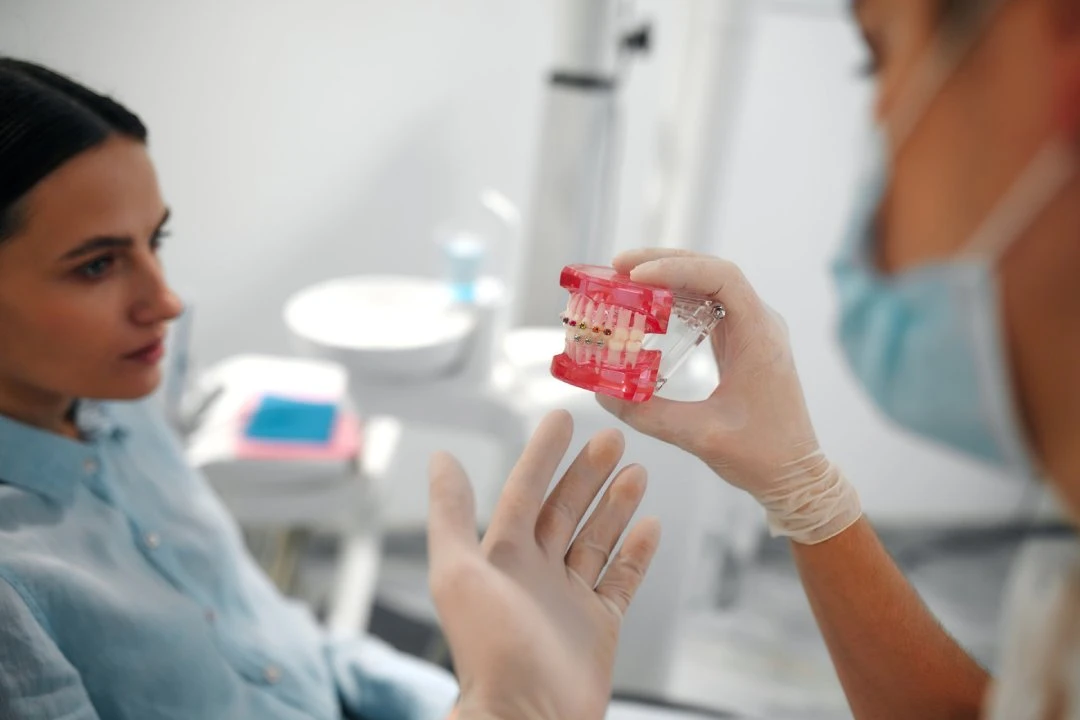 Warum sollten Sie eine Invisalign-Behandlung durchführen lassen?